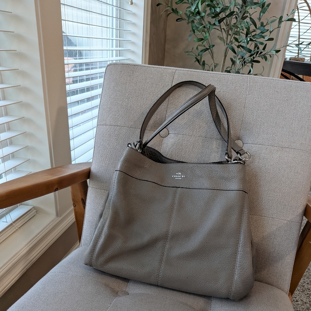 COACH Lexy Gray Pebble Leather Slouchy Shoulder Bag Multi Compartment Hand Purse